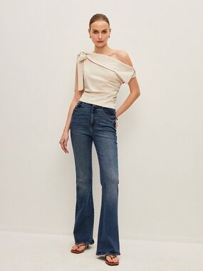 Commense One-Shoulder Top With Bow Detail